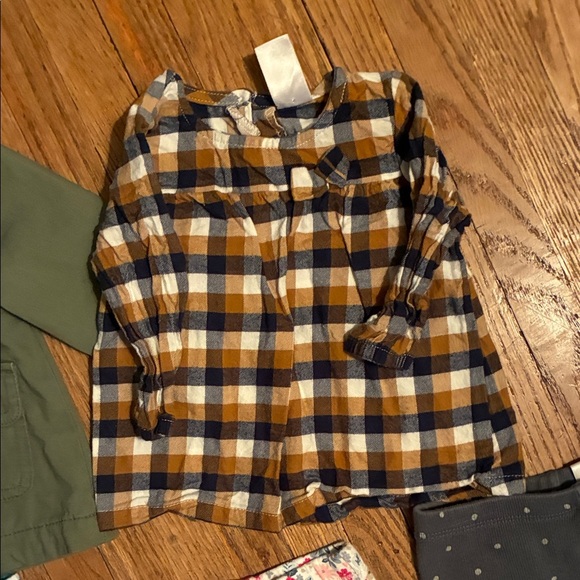 Colorful Baby Clothing Set. In Fantastic Condition - Picture 6 of 16